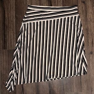 Roz & Ali Asymmetrical Black and White Striped Skirt